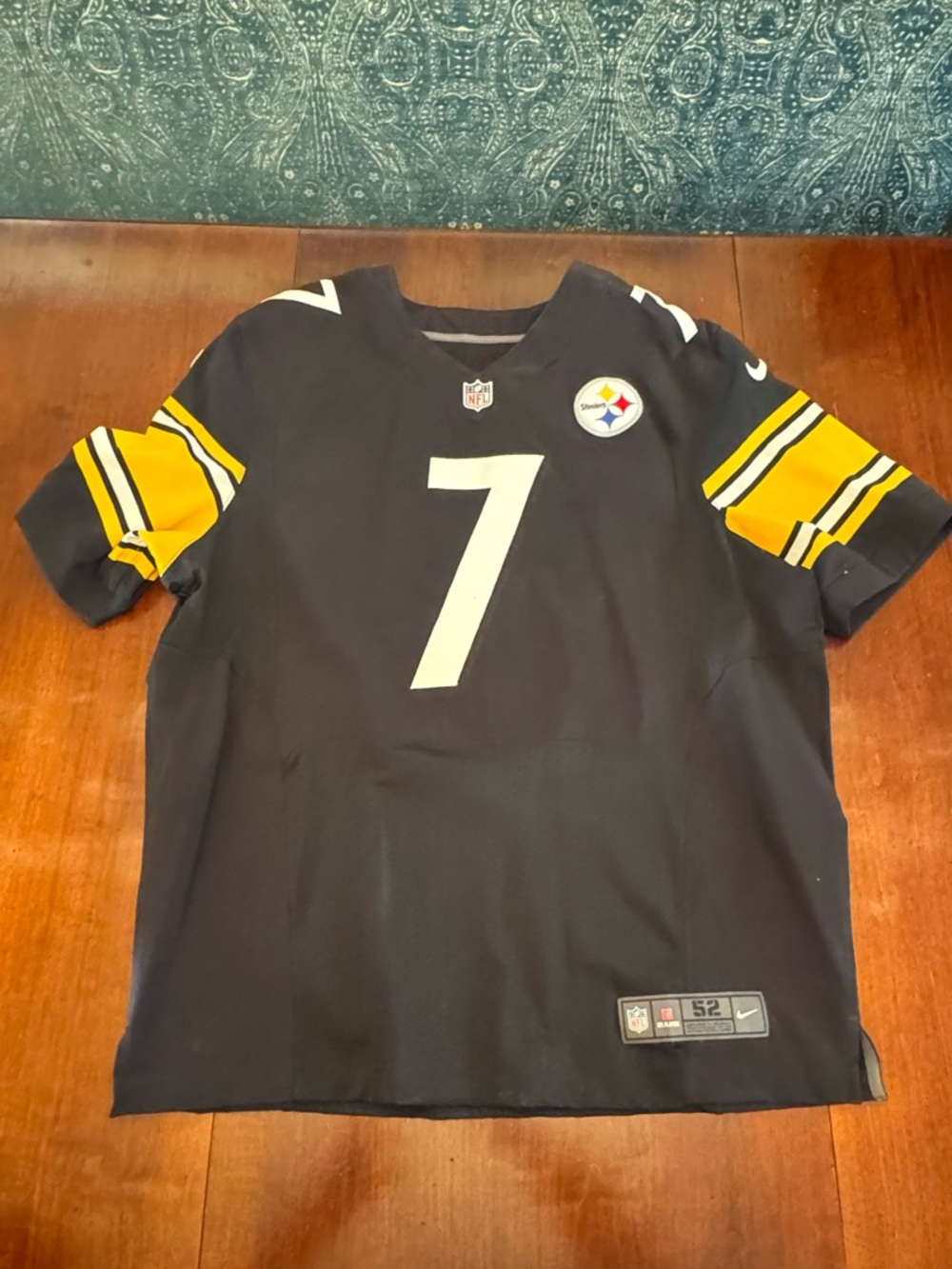NFL Black Performance Football Jersey Size 52